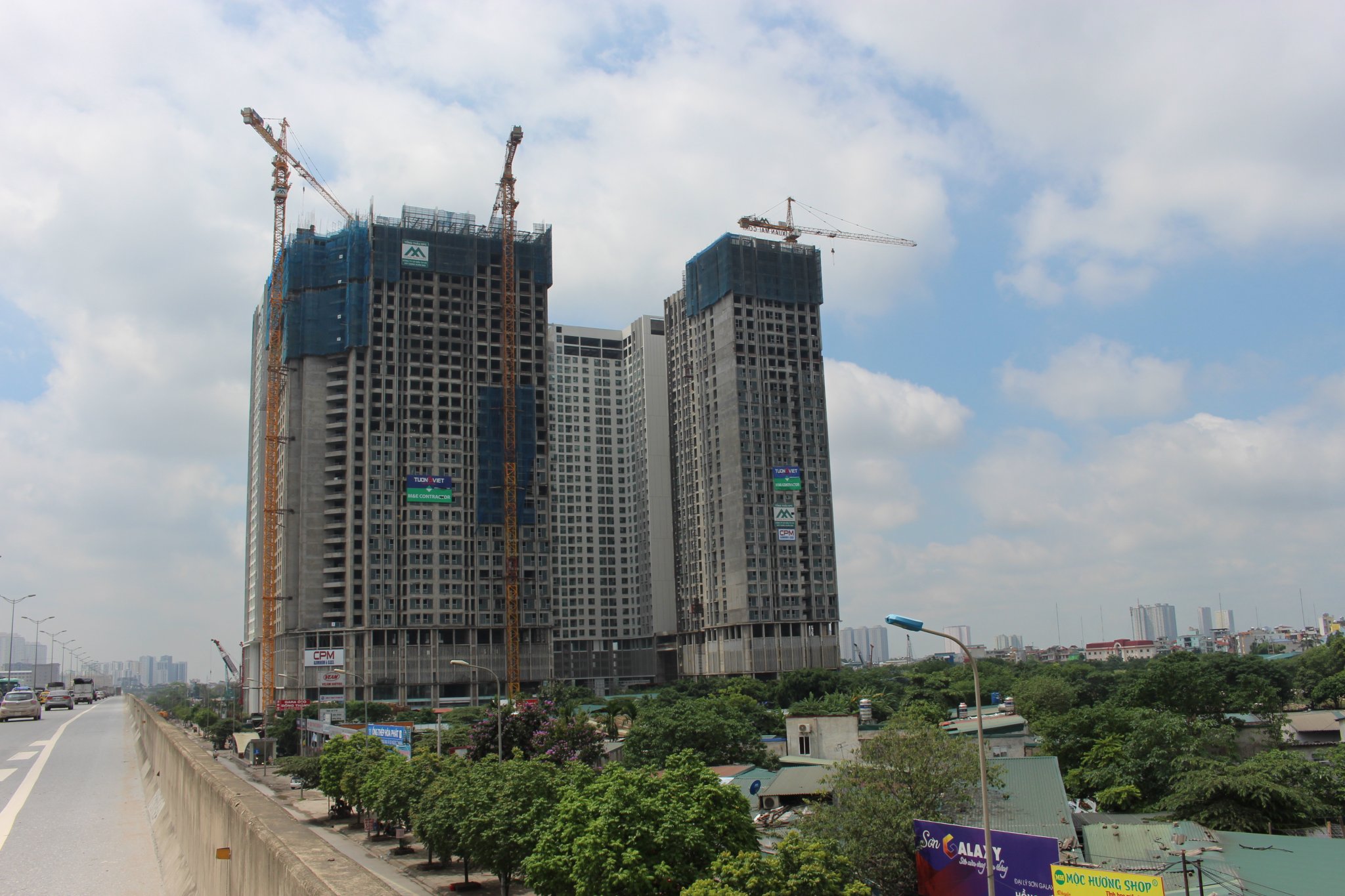 ECO GREEN CITY APARTMENT COMPLEX